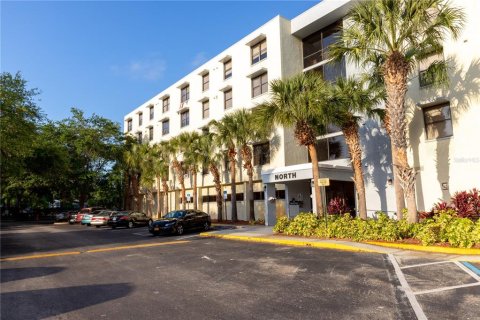 Condo in Clearwater, Florida, 2 bedrooms № 2195924 - photo 26
