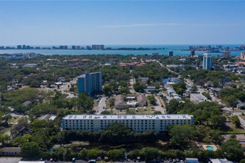 Condo in Clearwater, Florida, 2 bedrooms № 2195924 - photo 29