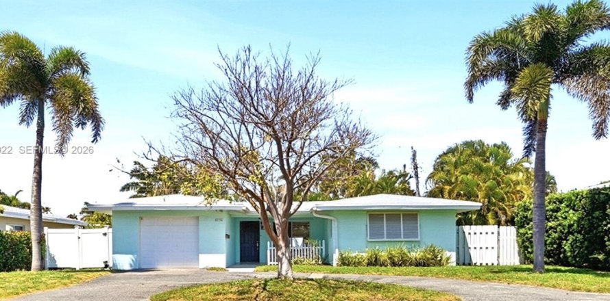 Villa ou maison à Pompano Beach, Floride 3 chambres, 149.2 m2 № 2058260