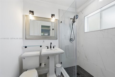 Villa ou maison à louer à Pompano Beach, Floride: 3 chambres, 149.2 m2 № 2058260 - photo 15