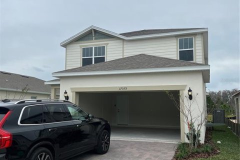 House in SERENOA LAKES in Clermont, Florida 4 bedrooms, 205.13 sq.m. № 2376629 - photo 3