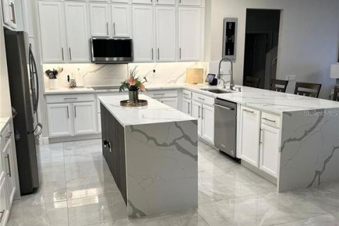 Casa en alquiler en Windermere, Florida, 5 dormitorios, 307.51 m2 № 2107517 - foto 5