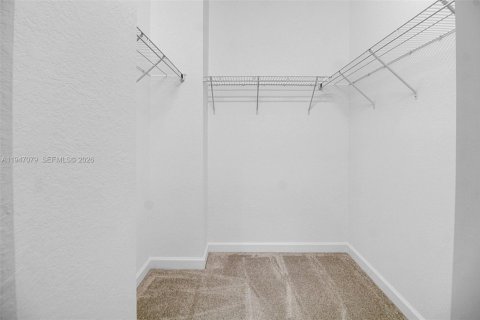 Townhouse in Homestead, Florida 3 bedrooms, 123.37 sq.m. № 2003251 - photo 15