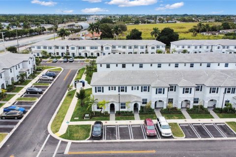 Купить таунхаус в Хомстед, Флорида 3 спальни, 123.37м2, № 2003251 - фото 25