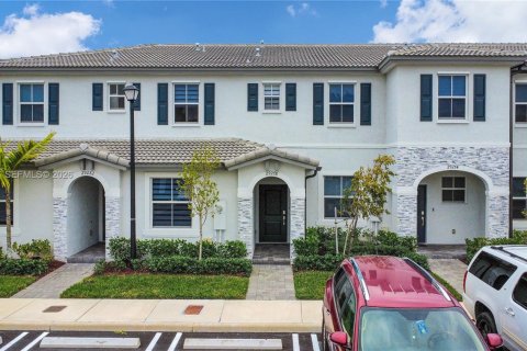 Townhouse in Homestead, Florida 3 bedrooms, 123.37 sq.m. № 2003251