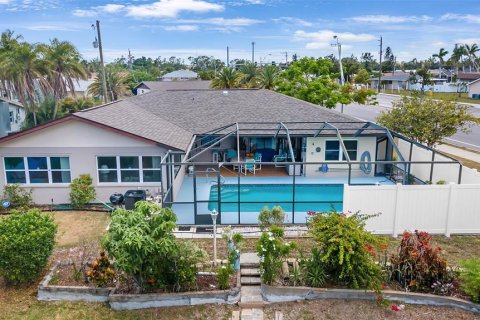 Casa en venta en Port Charlotte, Florida, 3 dormitorios, 196.95 m2 № 2132153 - foto 28