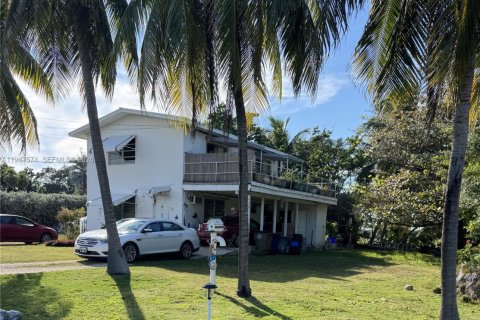 Immobilier commercial à Marathon, Floride 120.96 m2 № 2007377