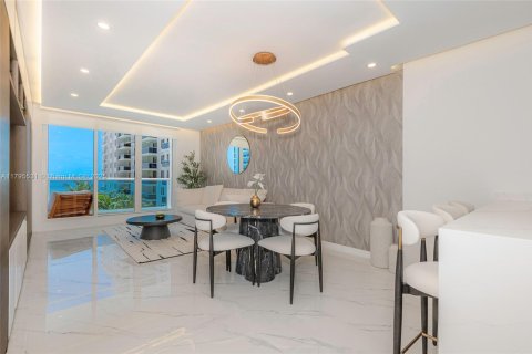 Condominio en alquiler en Miami Beach, Florida, 1 dormitorio, 78.97 m2 № 1667600 - foto 5