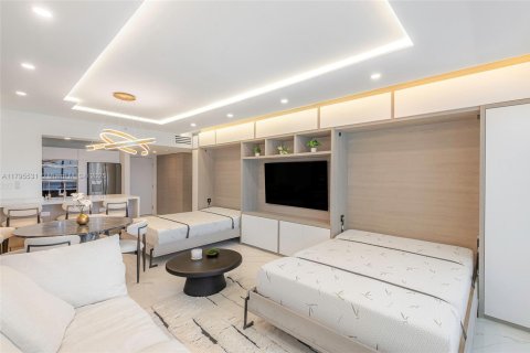 Condominio en alquiler en Miami Beach, Florida, 1 dormitorio, 78.97 m2 № 1667600 - foto 26