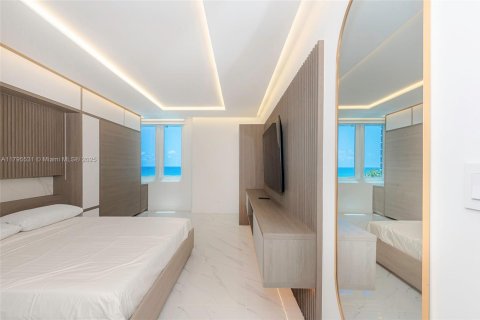 Condominio en alquiler en Miami Beach, Florida, 1 dormitorio, 78.97 m2 № 1667600 - foto 21