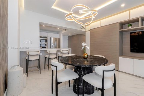 Condominio en alquiler en Miami Beach, Florida, 1 dormitorio, 78.97 m2 № 1667600 - foto 11