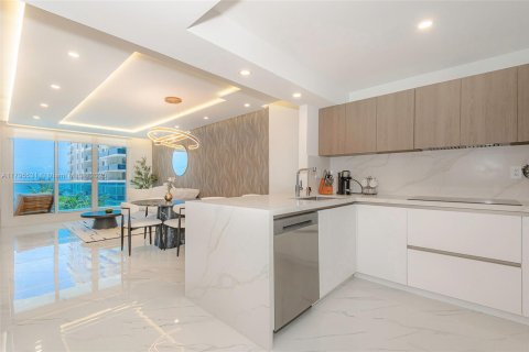 Condominio en alquiler en Miami Beach, Florida, 1 dormitorio, 78.97 m2 № 1667600 - foto 16