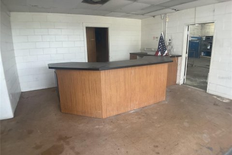 Commercial property in Arcadia, Florida 876.9 sq.m. № 2217061 - photo 16