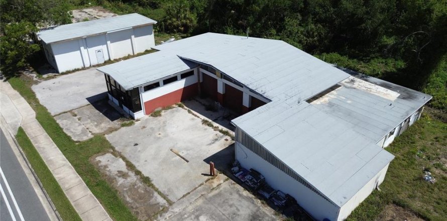 Commercial property in Arcadia, Florida 876.9 sq.m. № 2217061