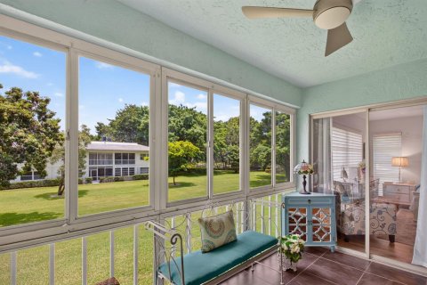 Condo in Coconut Creek, Florida, 2 bedrooms  № 2173383 - photo 27