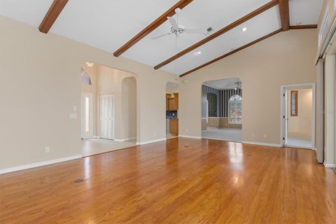 House in Punta Gorda, Florida 3 bedrooms, 248.42 sq.m. № 2110389 - photo 15