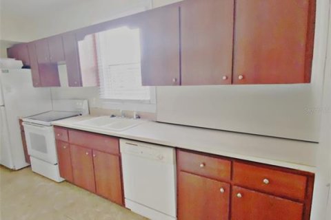 Купить коммерческую недвижимость в Дейтона-Бич, Флорида 248.23м2, № 1555773 - фото 7