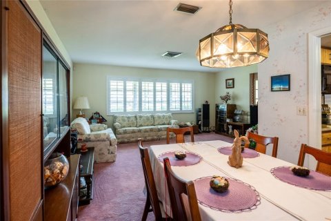 Villa ou maison à vendre à Clearwater, Floride: 2 chambres, 159.14 m2 № 1518584 - photo 15