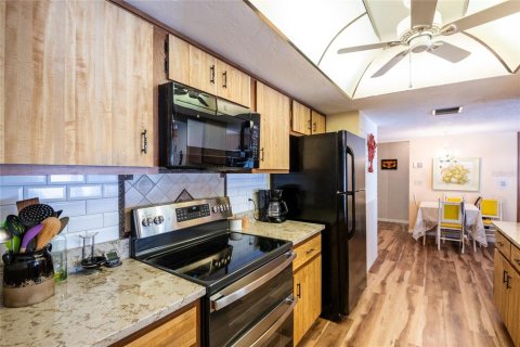 Villa ou maison à vendre à Clearwater, Floride: 2 chambres, 159.14 m2 № 1518584 - photo 17