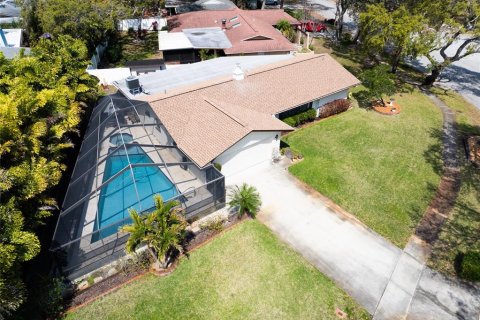 Villa ou maison à vendre à Clearwater, Floride: 2 chambres, 159.14 m2 № 1518584 - photo 7