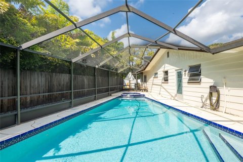 Villa ou maison à vendre à Clearwater, Floride: 2 chambres, 159.14 m2 № 1518584 - photo 6