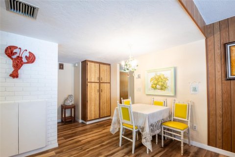 Villa ou maison à vendre à Clearwater, Floride: 2 chambres, 159.14 m2 № 1518584 - photo 21
