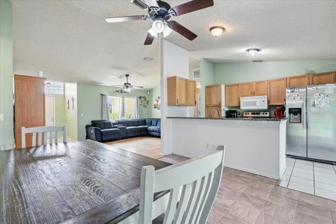 House in Port Charlotte, Florida 3 bedrooms, 125.42 sq.m. № 1899743 - photo 14