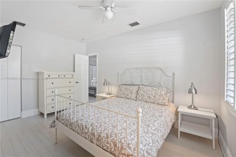 Снять в аренду квартиру в Майами-Бич, Флорида 2 спальни, 80.17м2, № 1958775 - фото 13