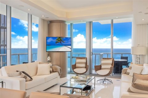 Condo in Sunny Isles Beach, Florida, 3 bedrooms  № 1860819 - photo 4