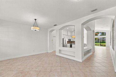 Casa en venta en Wesley Chapel, Florida, 4 dormitorios, 288.74 m2 № 2383516 - foto 28
