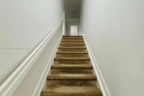 Townhouse in Pembroke Pines, Florida 2 bedrooms, 154.4 sq.m. № 1920427 - photo 23
