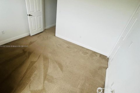 Townhouse in Pembroke Pines, Florida 2 bedrooms, 154.4 sq.m. № 1920427 - photo 20