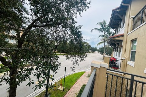 Townhouse in Pembroke Pines, Florida 2 bedrooms, 154.4 sq.m. № 1920427 - photo 28
