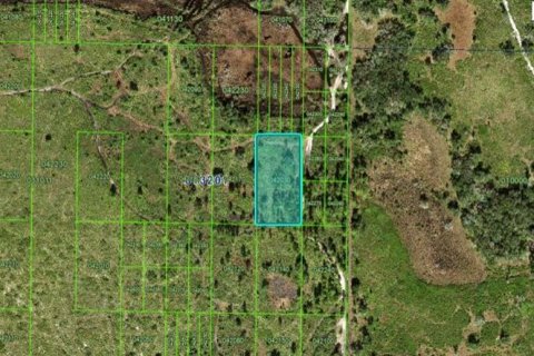 Land in Frostproof, Florida № 2235032