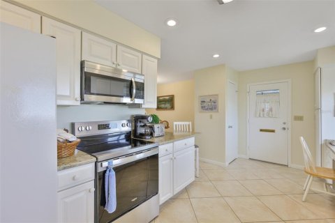 Casa en venta en Sun City Center, Florida, 2 dormitorios, 130.53 m2 № 2104859 - foto 13