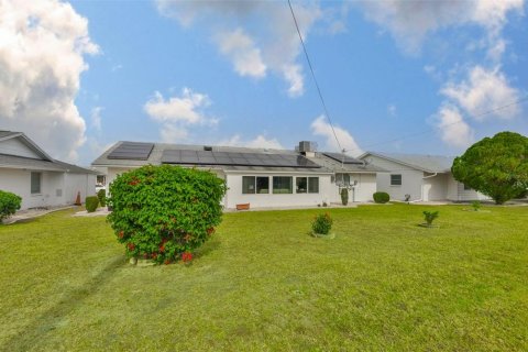 Casa en venta en Sun City Center, Florida, 2 dormitorios, 130.53 m2 № 2104859 - foto 29