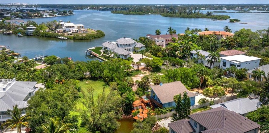 Land in Sarasota, Florida № 2266332