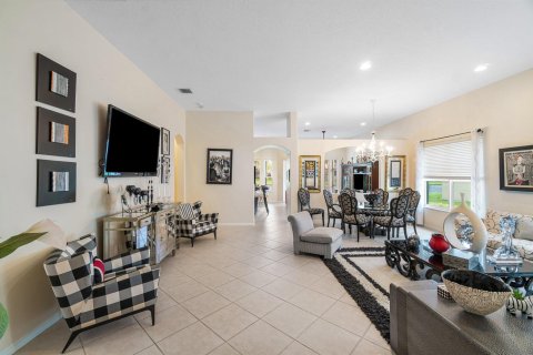 House in Boynton Beach, Florida 4 bedrooms, 226.31 sq.m. № 2182074 - photo 15