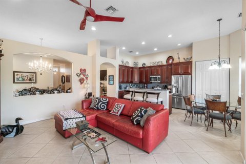 House in Boynton Beach, Florida 4 bedrooms, 226.31 sq.m. № 2182074 - photo 7