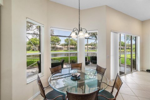 House in Boynton Beach, Florida 4 bedrooms, 226.31 sq.m. № 2182074 - photo 5
