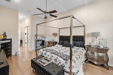 House in Boynton Beach, Florida 4 bedrooms, 226.31 sq.m. № 2182074 - photo 18