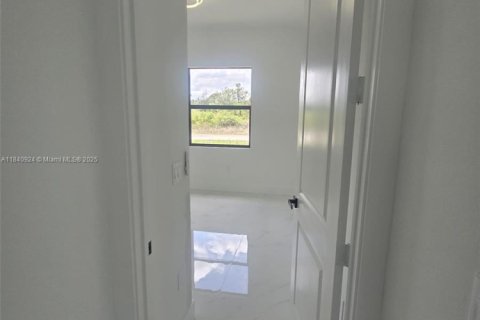 Villa ou maison à vendre à Lehigh Acres, Floride: 3 chambres № 1830246 - photo 6