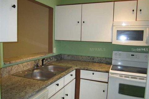 Touwnhouse à louer à Kissimmee, Floride: 2 chambres, 87.14 m2 № 2109624 - photo 5