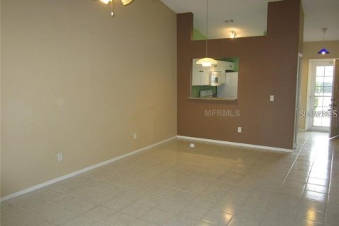 Touwnhouse à louer à Kissimmee, Floride: 2 chambres, 87.14 m2 № 2109624 - photo 3