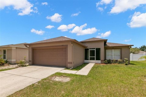 House in Riverview, Florida 3 bedrooms, 132.29 sq.m. № 1869258 - photo 3