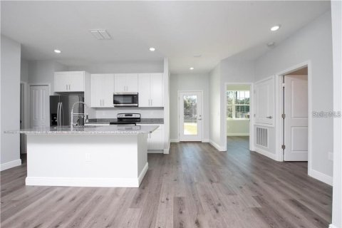 Villa ou maison à vendre à Winter Haven, Floride: 3 chambres, 117.99 m2 № 2410218 - photo 2