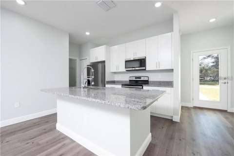 Villa ou maison à vendre à Winter Haven, Floride: 3 chambres, 117.99 m2 № 2410218 - photo 6