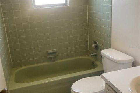 Duplex in Edgewater, Florida 2 bedrooms, 96.43 sq.m. № 1651464 - photo 6