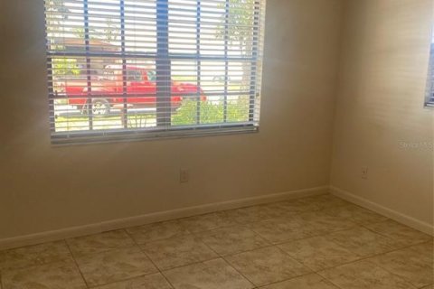Duplex in Edgewater, Florida 2 bedrooms, 96.43 sq.m. № 1651464 - photo 7