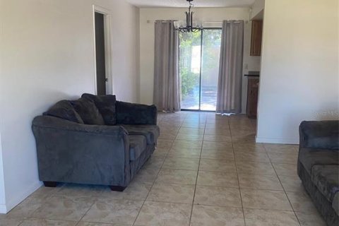 Duplex in Edgewater, Florida 2 bedrooms, 96.43 sq.m. № 1651464 - photo 2